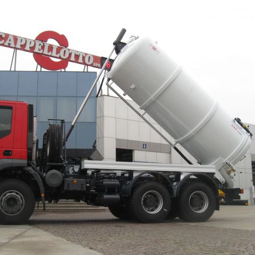 Camion di caricamento per aspirazione - CAP VAC - CAPPELLOTTO S.P.A.  - da trasporto / a 3 assi
