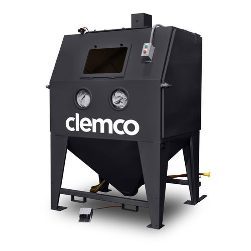 Cabina di sabbiatura ad aspirazione - CLEMCO INDUSTRIES - manuale / compatta / per applicazioni mediche