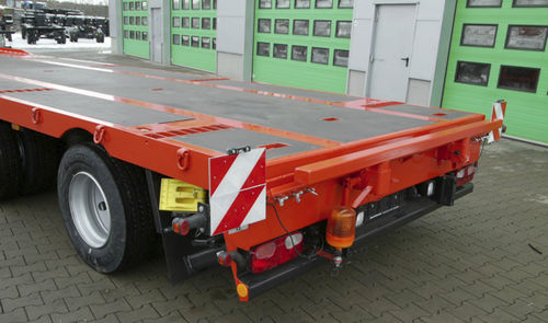 Rimorchio da cantiere - Multi-carrier type HPA - Hüffermann Transportsysteme GmbH  - a 3 assi / trainato