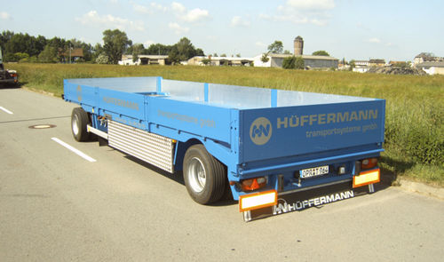 Rimorchio per attrezzatura industriale - Multi-Carrier - Hüffermann Transportsysteme GmbH  - a 4 assi / trainato