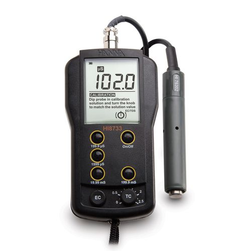 Conduttimetro portatile - HI8733 - Hanna Instruments - con compensazione automatica della temperatura / digitale