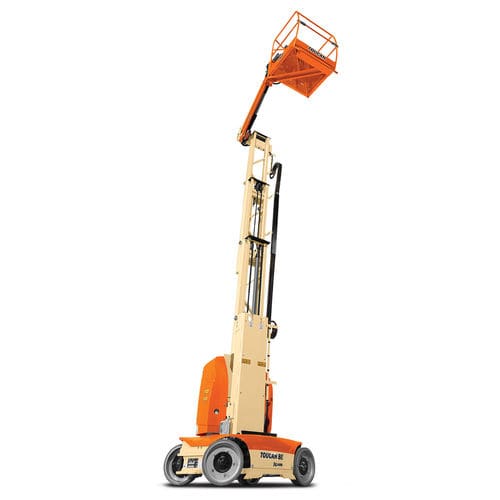 Piattaforma a sfilo verticale mobile - T8E Toucan® - JLG Industries Inc. - con alimentazione a batteria / per uso in interni ed esterni / compatta