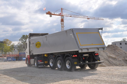 Semirimorchio con cassone ribaltabile - MHKA series - MEILLER F. X. Fahrzeug- und Maschinenfabrik GmbH & Co KG - per sabbia / a 3 assi / a 2 assi