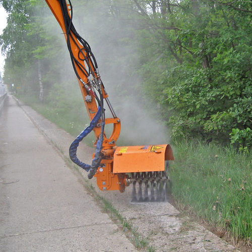 Spazzatrice su autotelaio - RB 650 - MULAG Fahrzeugwerk Heinz Wössner GmbH u. Co. KG - da esterno