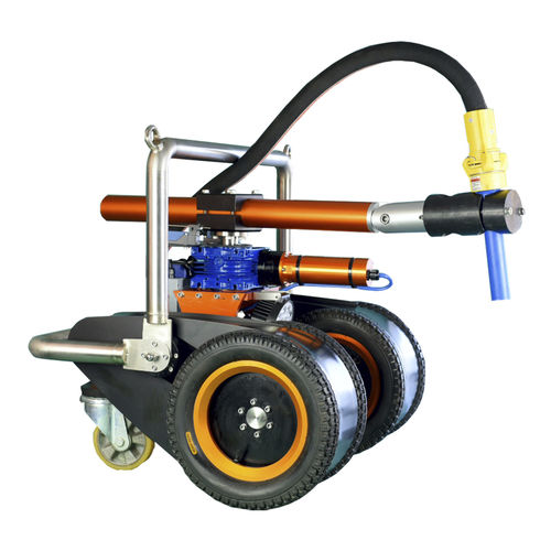 Microsabbiatrice robotizzata - torboMate - torbo ENGINEERING KEIZERS GmbH  - a pressione / mobile