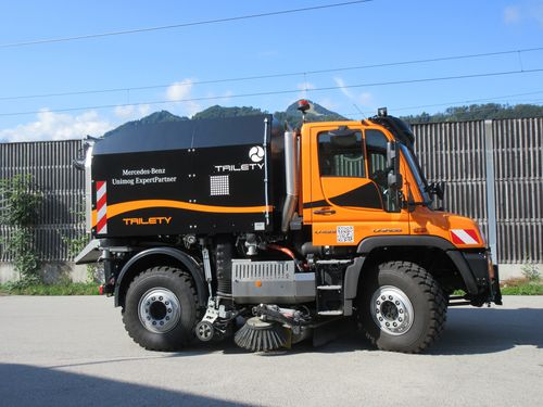 Spazzatrice montata su veicolo - TK series - Gebrüder TRILETY GmbH  - idraulica / per spazi pubblici / per polveri