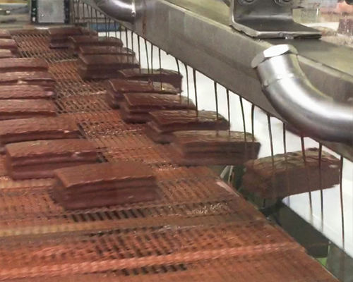 Macchina per rivestimento di cioccolato - MORCOS Egyptian Engineering Company