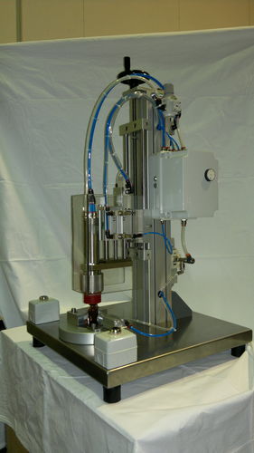 Tappatrice avvitatrice pneumatica - PMS Technology S.r.l. - semiautomatica / per bottiglie / non specificato