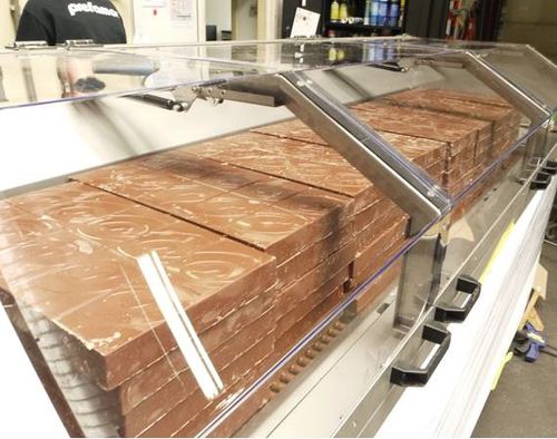 Macchina di fusione di cioccolato - Quickmelter QM40 - Prefamac Chocolate Machines N.V. - di burro / per l'industria agroalimentare / in acciaio inossidabile