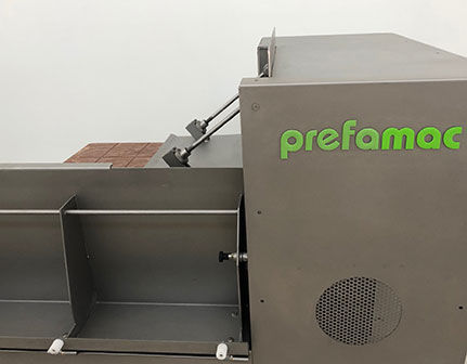 Scagliatrice - Turbo block - Prefamac Chocolate Machines N.V.