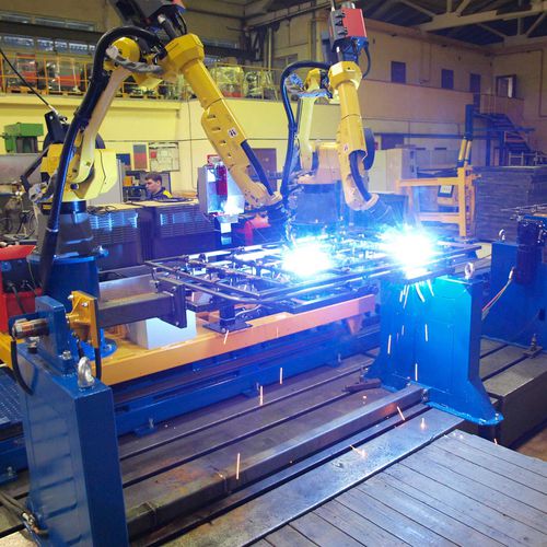 Cella robotizzata di saldatura - Techvagonmash - di assemblaggio / per l'industria automobilistica