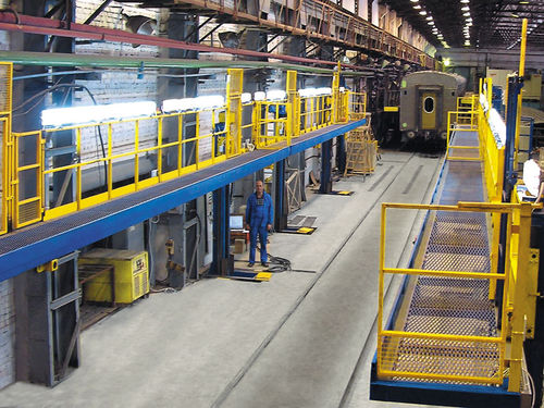 Piattaforma da lavoro - Techvagonmash - di sollevamento / per veicolo ferroviario / a lunga portata