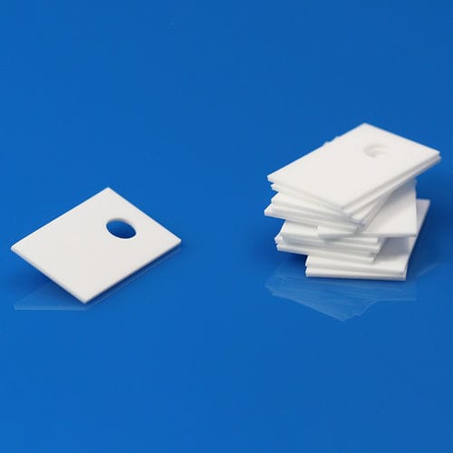 Ceramica di isolamento - TO-220 - Xiamen Innovacera Advanced Materials Co., Ltd - in fogli / in allumina / nitruro di alluminio