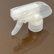 testa di tappatura per flaconi spray con trigger