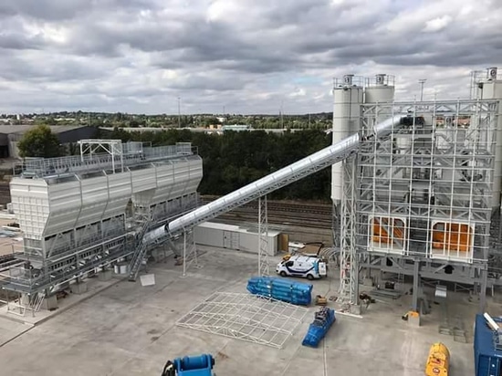 IL PIÙ GRANDE IMPIANTO DI BETONAGGIO A UMIDO DI WEMBLEY/LONDRA