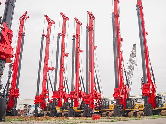 Le piattaforme di perforazione SANY costruiscono la più grande acciaieria del Vietnam