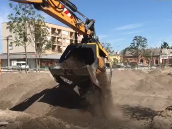 Una macchina del tempo in cantiere.