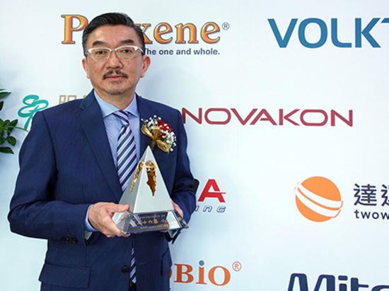 Il presidente Calvin Chang sta portando Novakon a diventare il principale fornitore di soluzioni professionali per la visualizzazione e l'IIoT nel settore dell'automazione industriale.