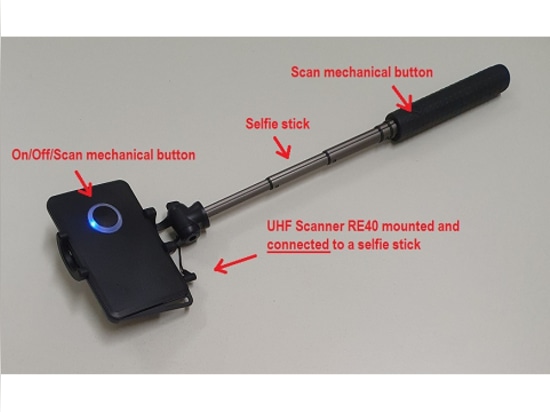 Scanner UHF RE40 collegato a un selfie stick