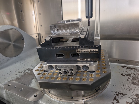 SPREITZER presenta la nuova morsa meccanica centrica MZX