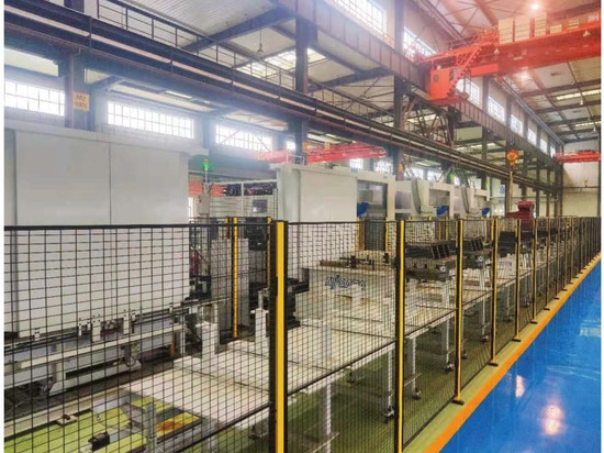 Produzione globale: Macchine per lo stampaggio a iniezione SOUND - Innovazione dal 1955