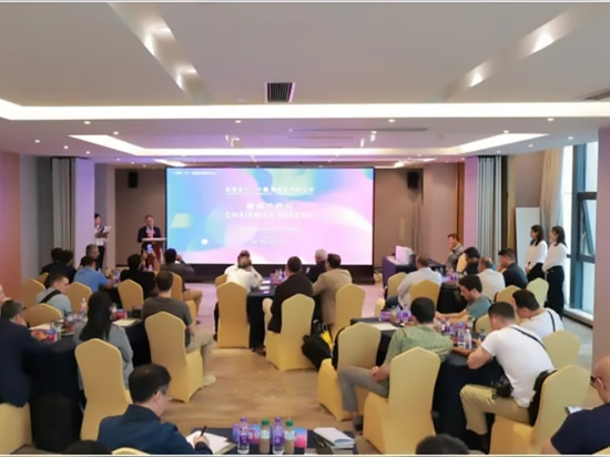 All'interno di SOUND Machinery 2025 Dealer Summit｜9000 tonnellate di potenza d'iniezione