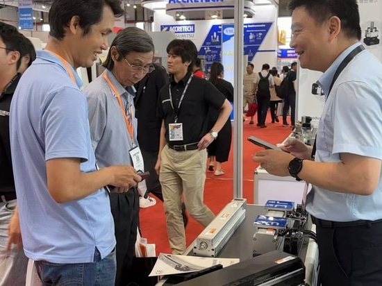 La nostra fabbrica è al centro dell'attenzione della principale fiera manifatturiera del Vietnam con soluzioni di automazione dal vivo
