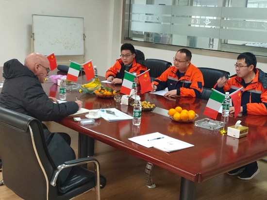 Un agente di macchinari italiano ha visitato la nostra fabbrica - Suntop