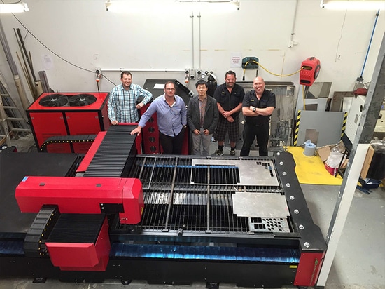 La Massey University acquista una macchina per il taglio laser YAG da SUNTOP