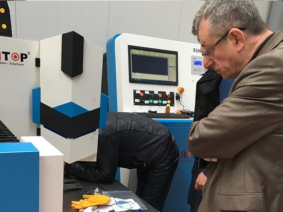 Tagliatrice laser in fibra Suntop Laser calda nel mercato argentino: Una nuova scelta per migliorare l'industria manifatturiera