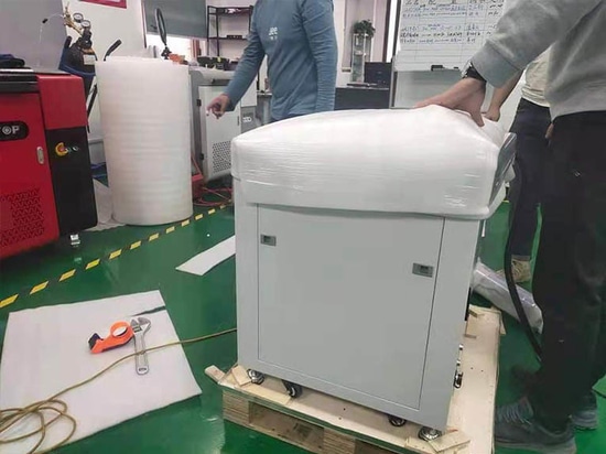 Il marcatore laser per armadi Suntop completa i test e la spedizione