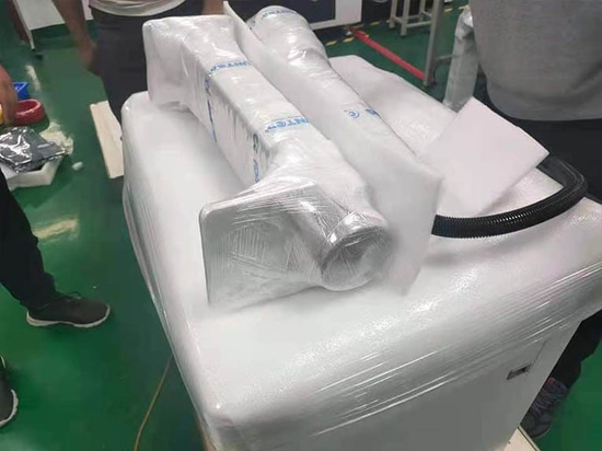 Il marcatore laser per armadi Suntop completa i test e la spedizione