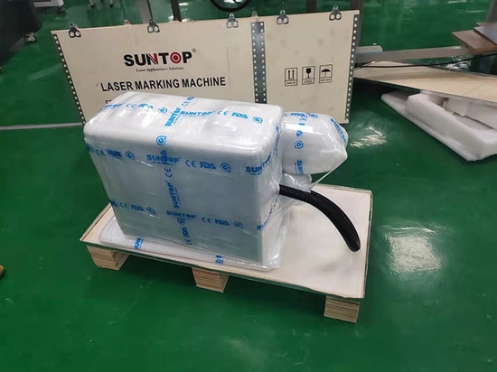 Macchina per marcatura laser portatile acquistata da un cliente colombiano: imballaggio e spedizione completati con successo