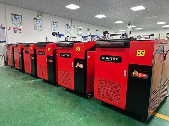 Suntop spedisce una grande quantità di saldatrici laser portatili personalizzate