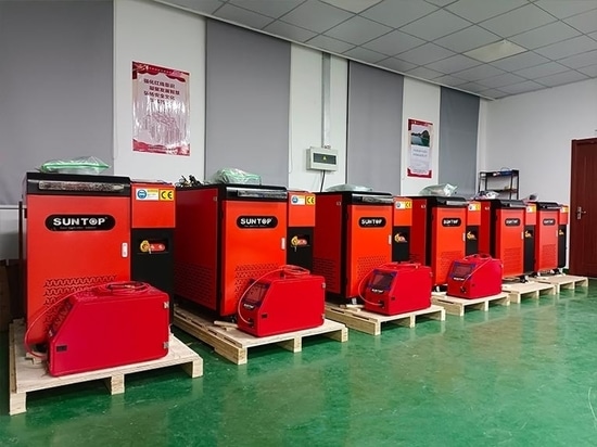 L'assemblaggio della saldatrice laser portatile di un cliente sudafricano è stato completato dopo 24 ore di test ed è pronto per la spedizione in grandi quantità