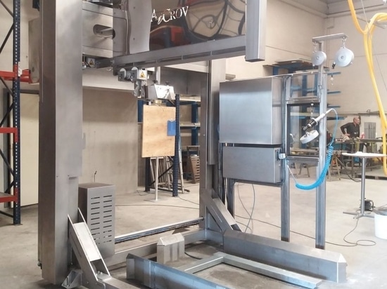 SP25 semiautomatico per prodotti chimici
