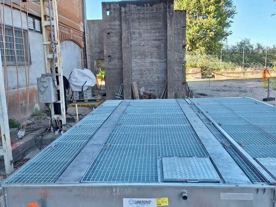 Installazione rapida del sistema di ritenzione ERT MODULO di Sanergrid su un trasformatore elettrico