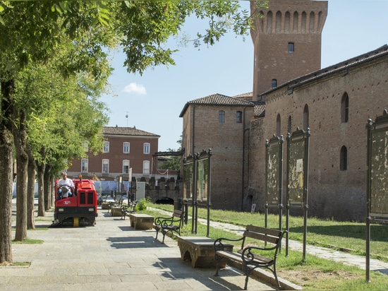 La macchina per la pulizia COMBO di RCM: Veloce, maneggevole, sostenibile