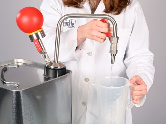Pompa per solventi azionata a mano, per bombole di stagnola (Bürkle GmbH)