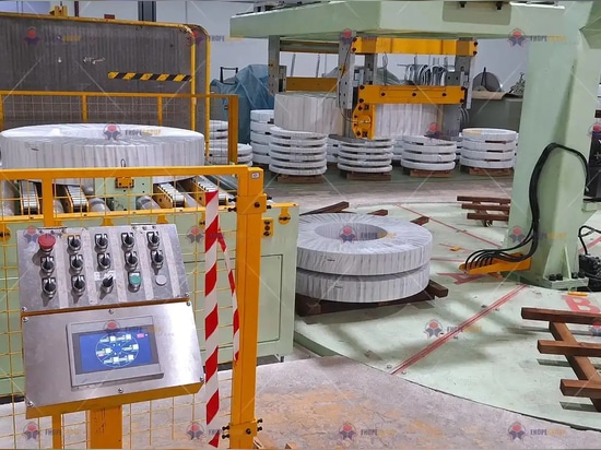 una storia "Made in China": FHOPEPACK mostra al mondo la potenza delle linee automatiche per l'imballaggio di bobine d'acciaio in Cina