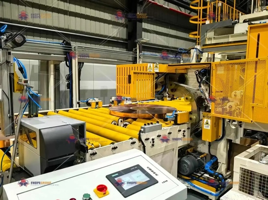focus sull'industria】FHOPE Machinery guida l'imballaggio intelligente dei metalli con la tecnologia della linea di avvolgimento automatico di bobine d'acciaio?