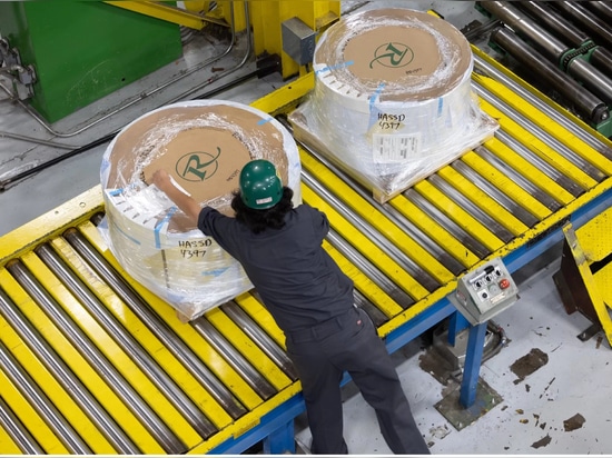 Guida ai prezzi della macchina imballatrice automatica per bobine d'acciaio | Cosa devono sapere gli acquirenti