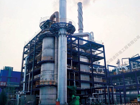 Ossidatore termico multicamera per il trattamento di gas di scarico e acqua