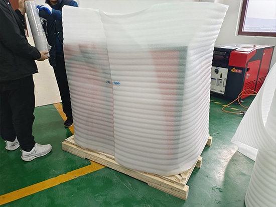 Cliente italiano collabora con Suntop Laser per l'acquisto ripetuto di una macchina per la pulizia laser portatile da 3000 W
