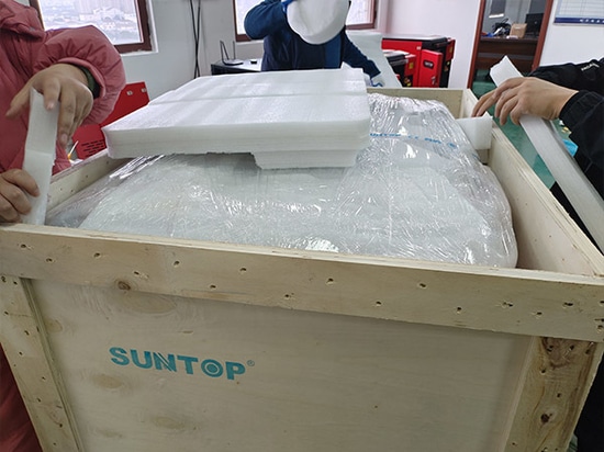 Cliente italiano collabora con Suntop Laser per l'acquisto ripetuto di una macchina per la pulizia laser portatile da 3000 W