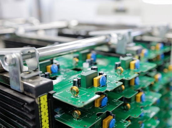 servizio di assemblaggio pcb