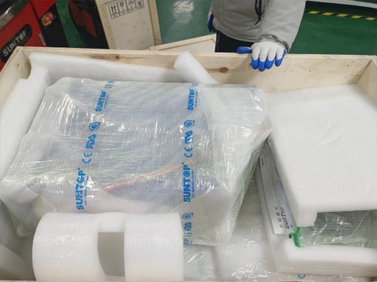 Consegna riuscita di una saldatrice laser 4 in 1 da 1500 W in Germania