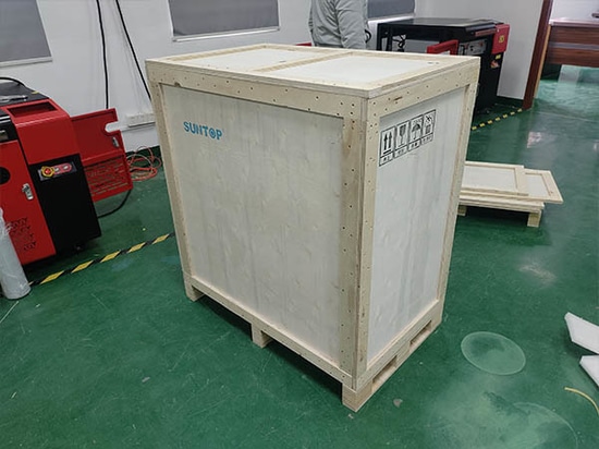 Consegna riuscita di una saldatrice laser 4 in 1 da 1500 W in Germania