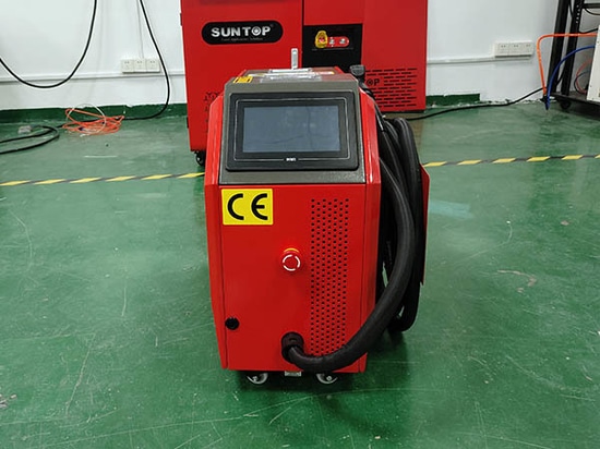 SUNTOP consegna in Spagna una saldatrice laser portatile integrata raffreddata ad aria personalizzata