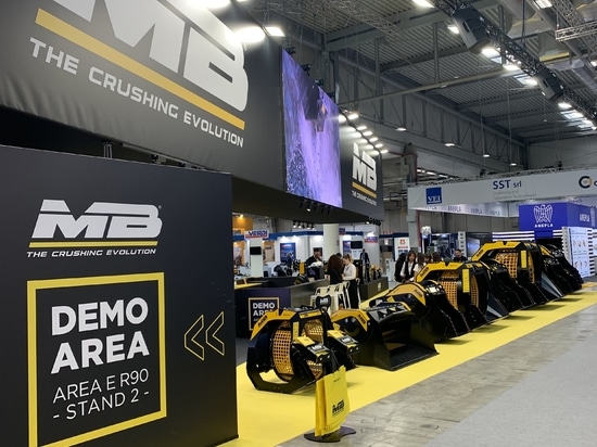 Samoter stand interno